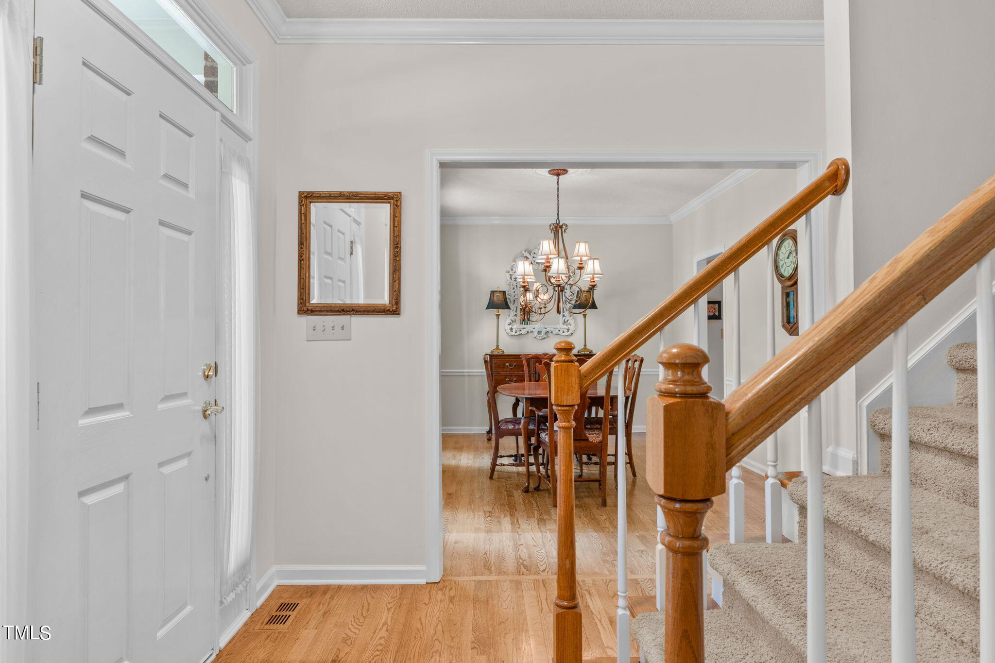 507 Heathridge Lane Cary, NC 27513 - Photo 5 of 42 Foyer