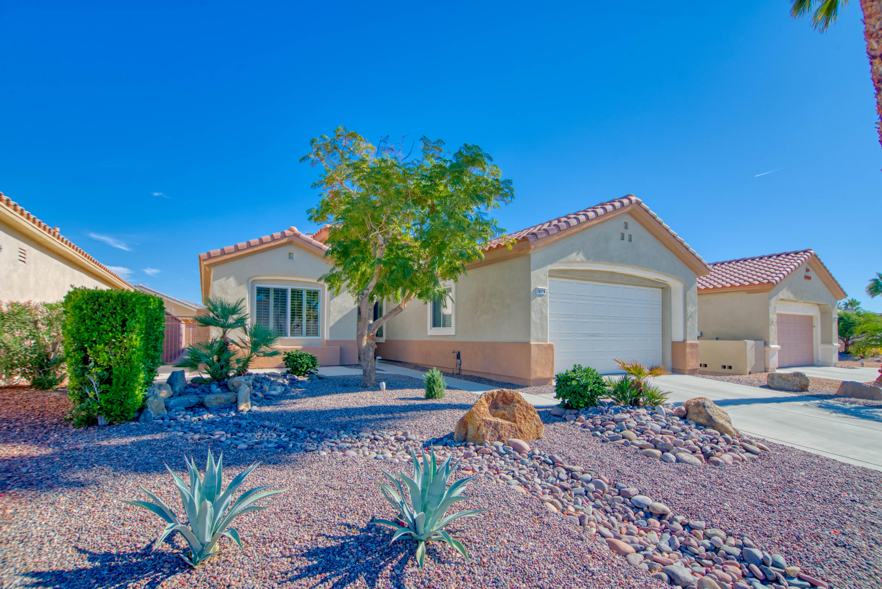 78728 Rainswept Way Palm Desert, CA 92211 - Photo 2 of 33 18