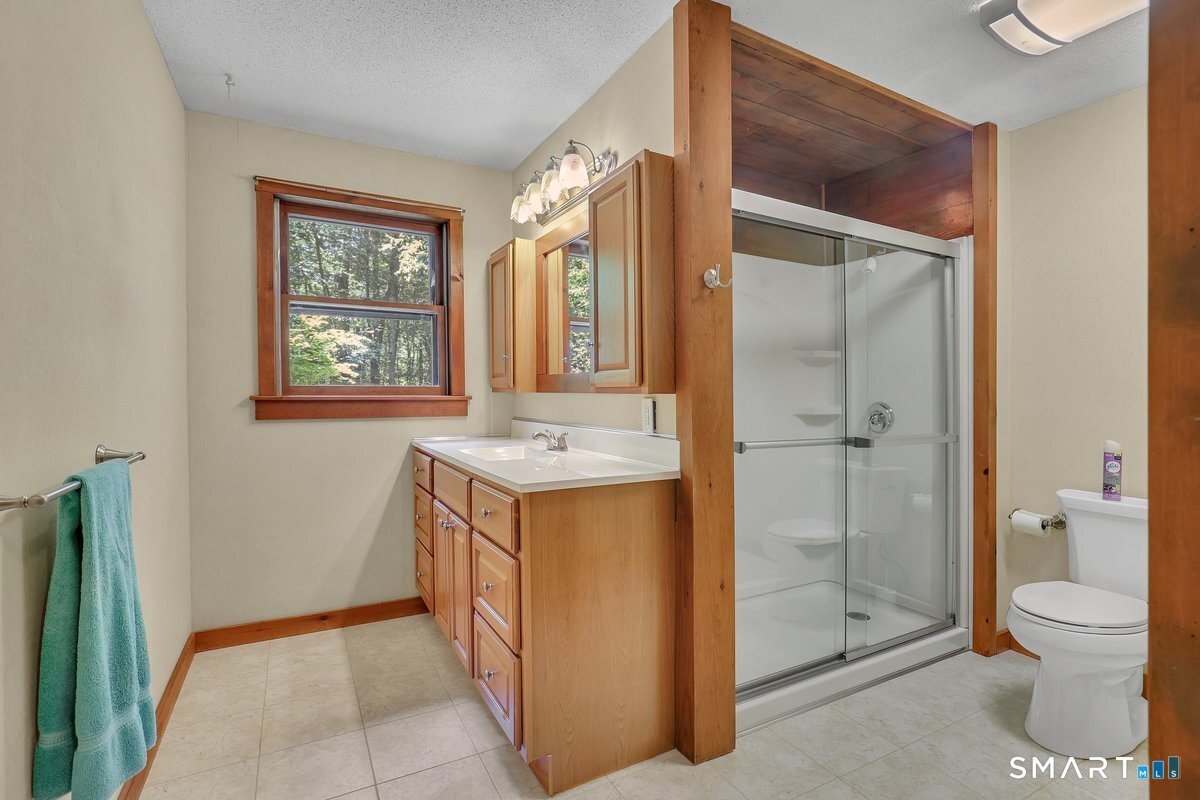 33 Quiet Woods Road East Hampton, CT 06424 - Photo 22 of 28