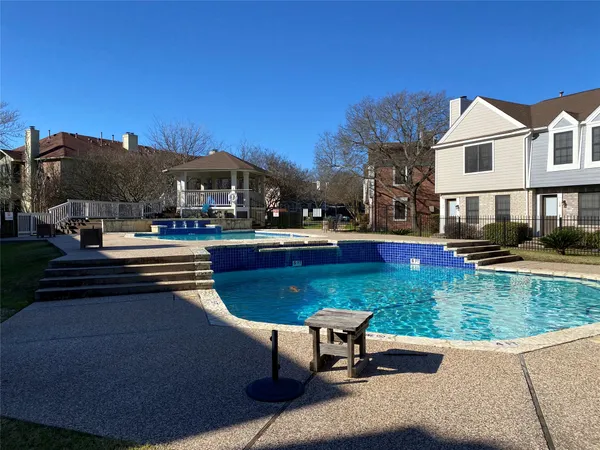 $1,500 | 12325 Los Indios Trail, Unit 9, Austin, TX 78729