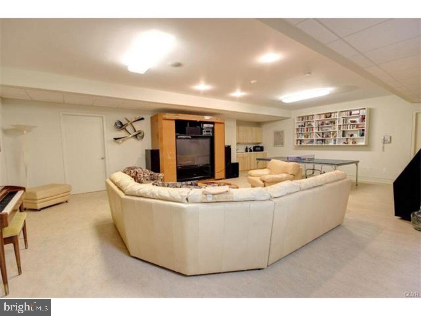 820 Benner Road Allentown, PA 18104 - Photo 22 of 25 Gallery Image 22