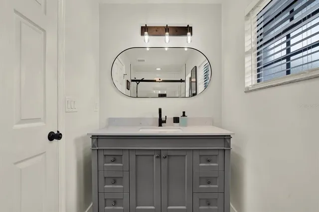 $455,000 | 1002 Oakridge Manor Drive, Brandon, FL 33511