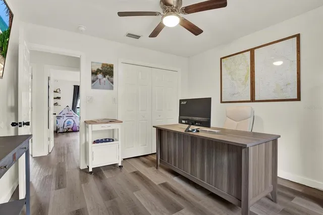 $455,000 | 1002 Oakridge Manor Drive, Brandon, FL 33511