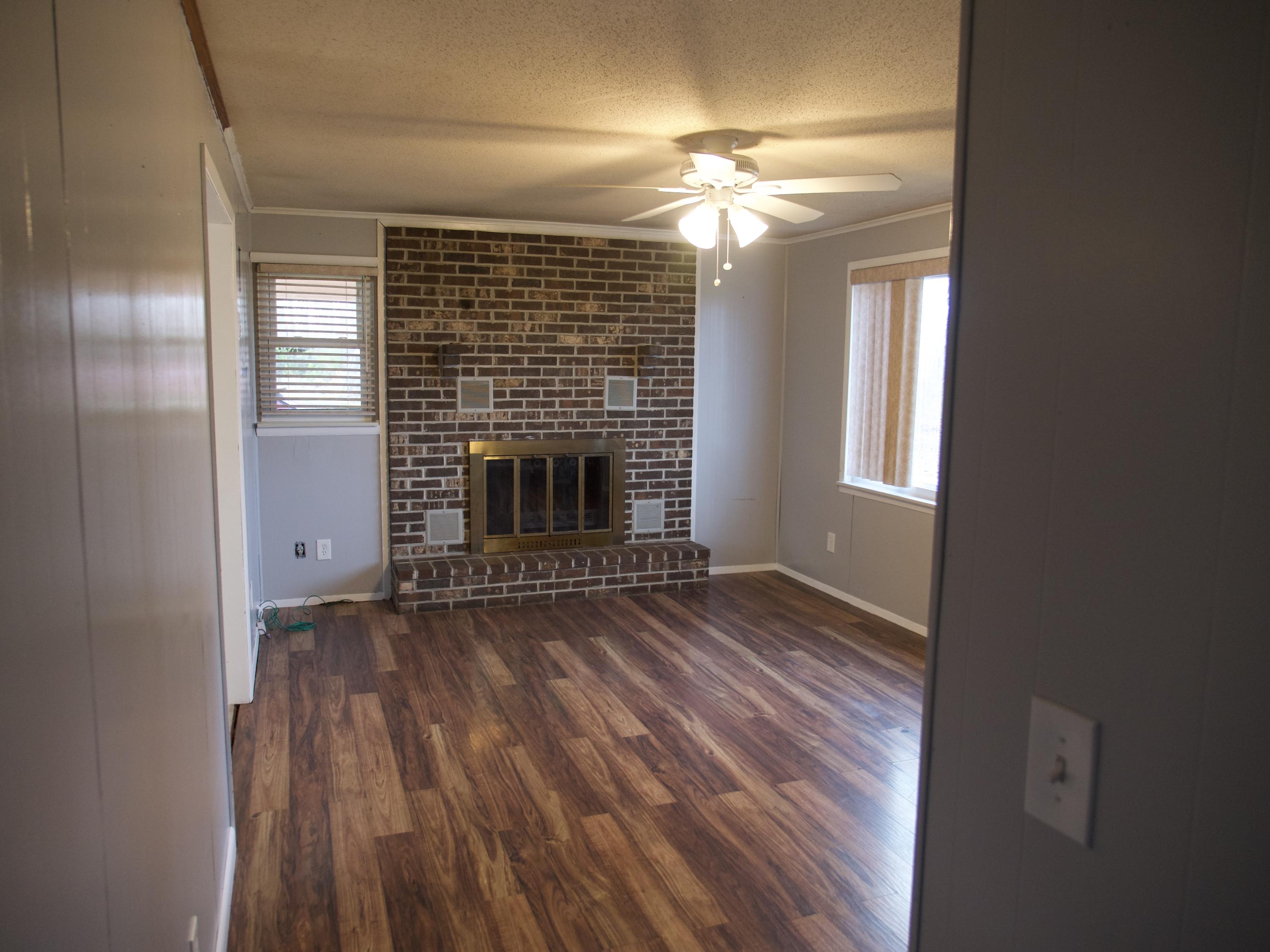 650 Maple Hill Road Loudon, TN 37774 - Photo 2 of 18 Photo Mar 22, 6 26 23 AM