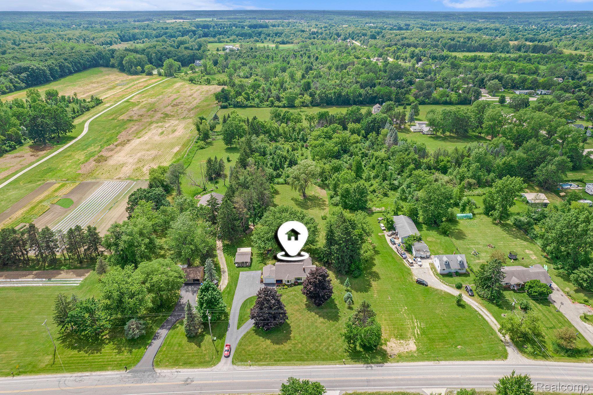 11076 Linden Road Linden, MI 48451 - Photo 35 of 37 Gallery Image 35