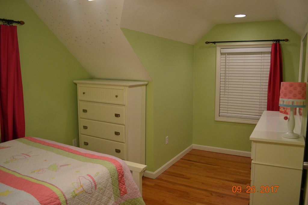 8 Davis Road Hudson, MA 01749 - Photo 15 of 21