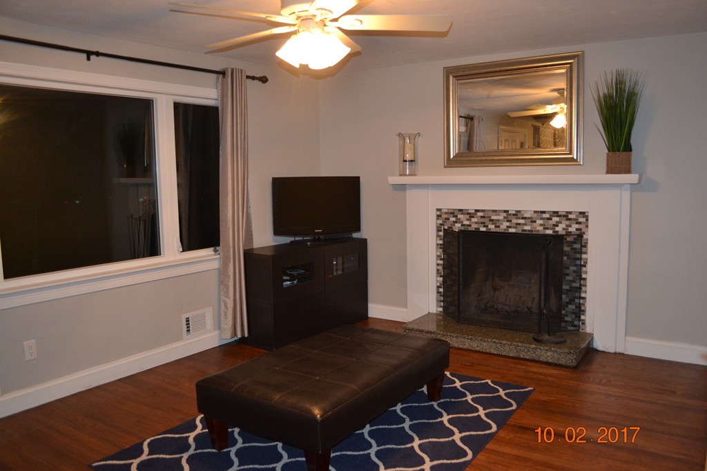 8 Davis Road Hudson, MA 01749 - Photo 10 of 21