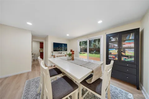 $599,950 | 31911 42nd Avenue Southwest, Federal Way, WA 98023