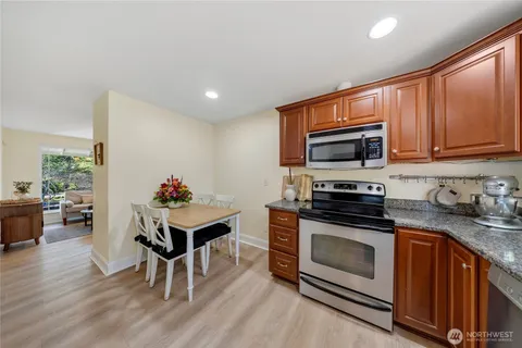 $599,950 | 31911 42nd Avenue Southwest, Federal Way, WA 98023