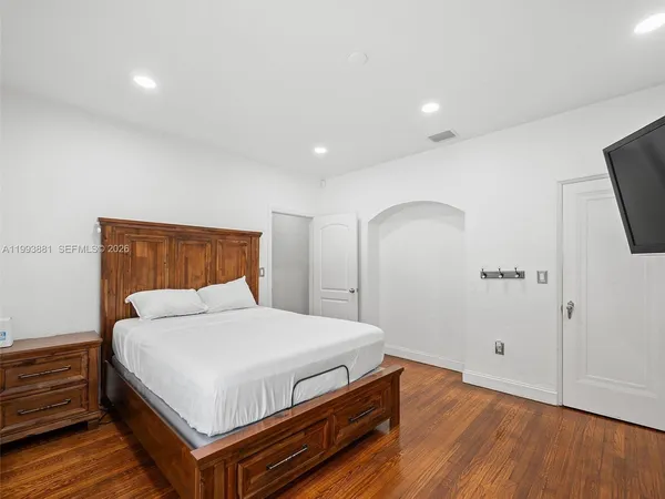 $6,750 | 314 Romano Avenue, Coral Gables, FL 33134