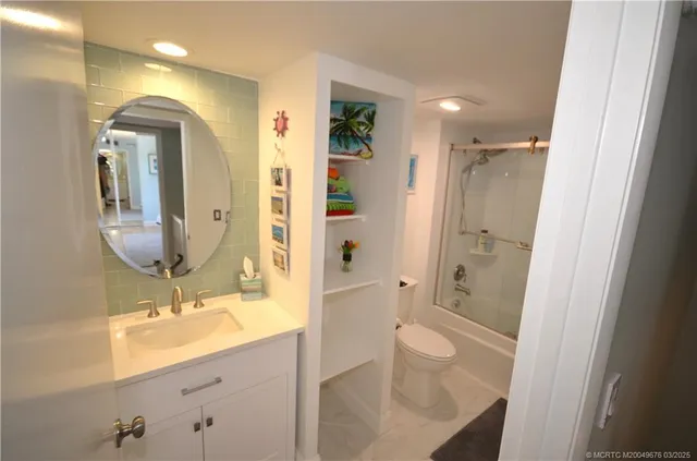 $314,900 | 5678 Southeast Riverboat Drive, Unit 129, Stuart, FL 34997