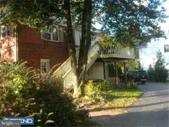 301 West Knowlton Road Aston, PA 19014 - Photo 3 of 8