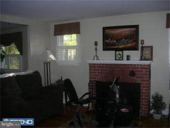 301 West Knowlton Road Aston, PA 19014 - Photo 5 of 8