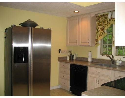 14 Lothrop Road Acton, MA 01720 - Photo 5 of 8 Gallery Image 5