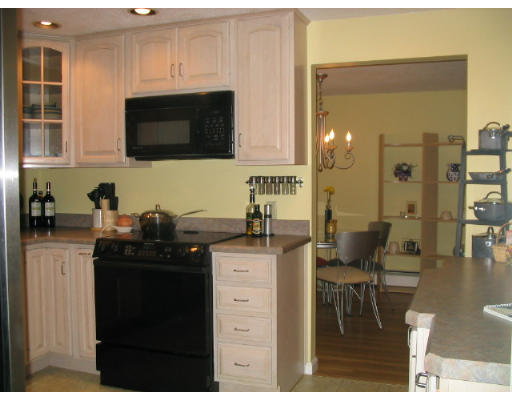 14 Lothrop Road Acton, MA 01720 - Photo 6 of 8 Gallery Image 6