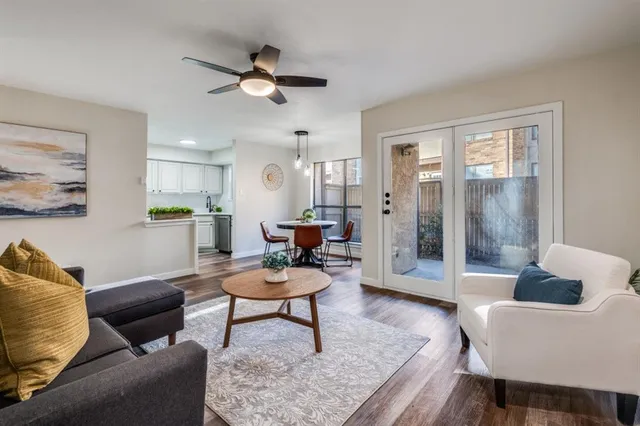 $184,900 | 2100 Rainbow Drive, Unit 4111, Arlington, TX 76011