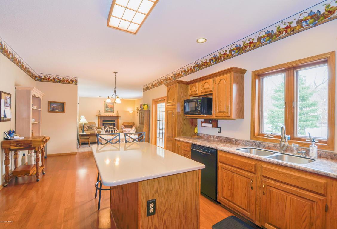 1231 Baird Lane Northeast Rochester, MN 55906 - Photo 6 of 35