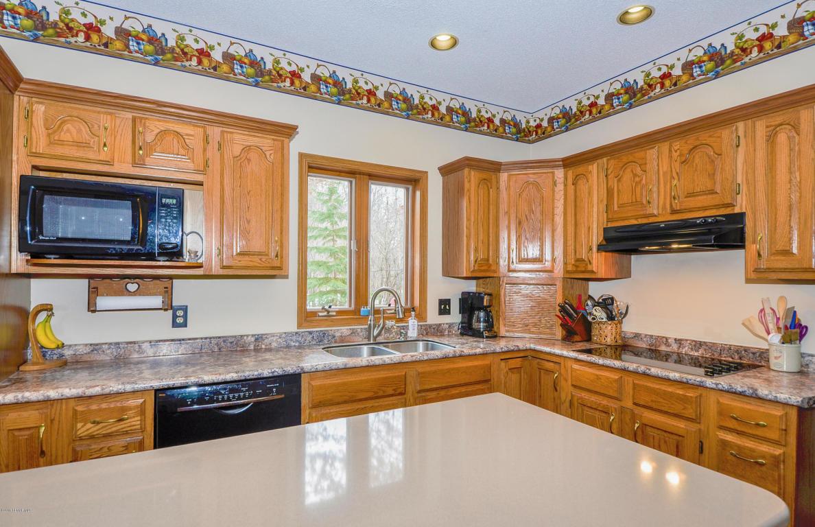 1231 Baird Lane Northeast Rochester, MN 55906 - Photo 7 of 35