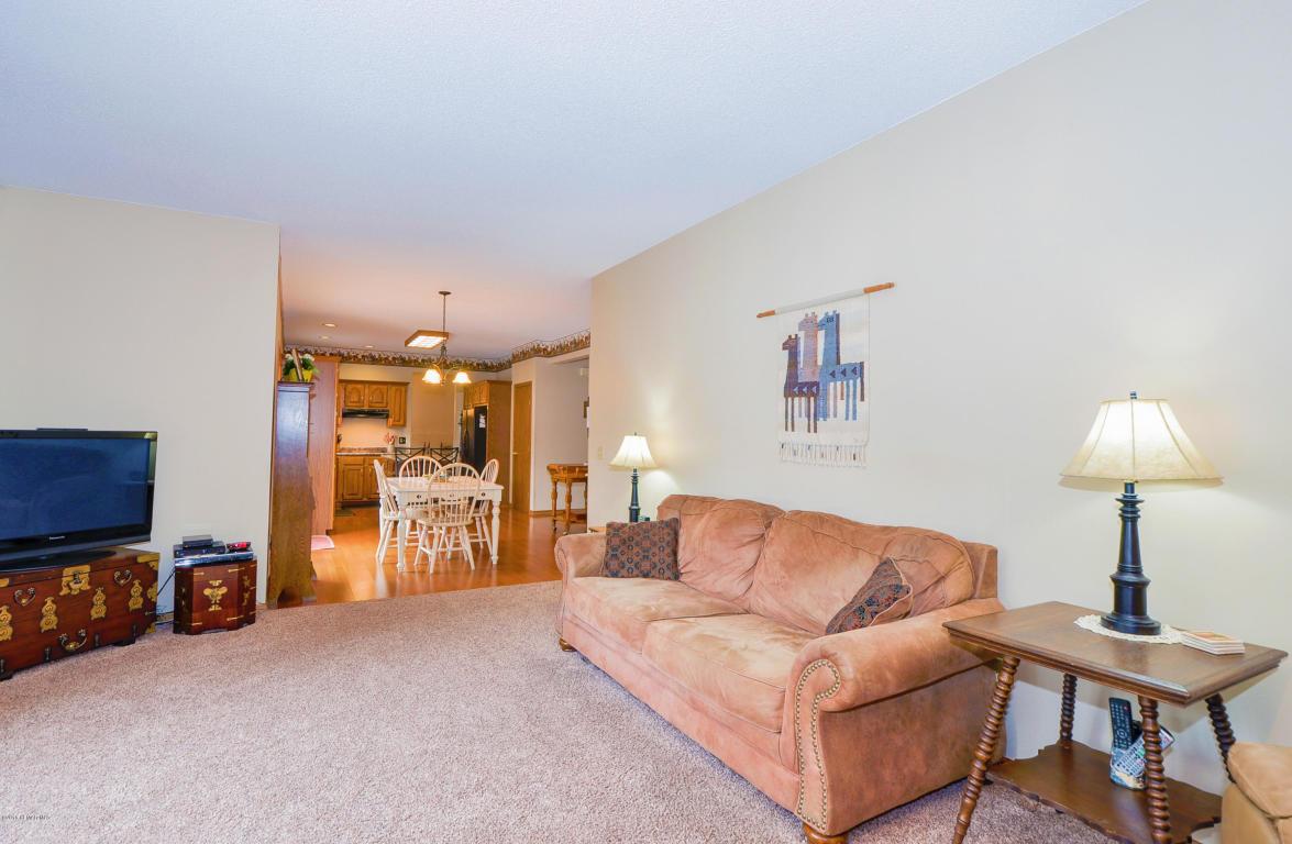 1231 Baird Lane Northeast Rochester, MN 55906 - Photo 8 of 35