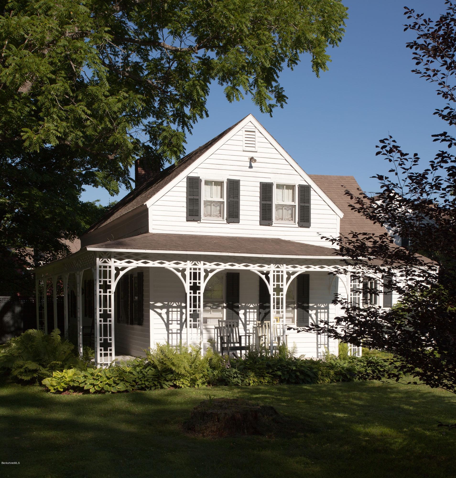 exterior_front_3