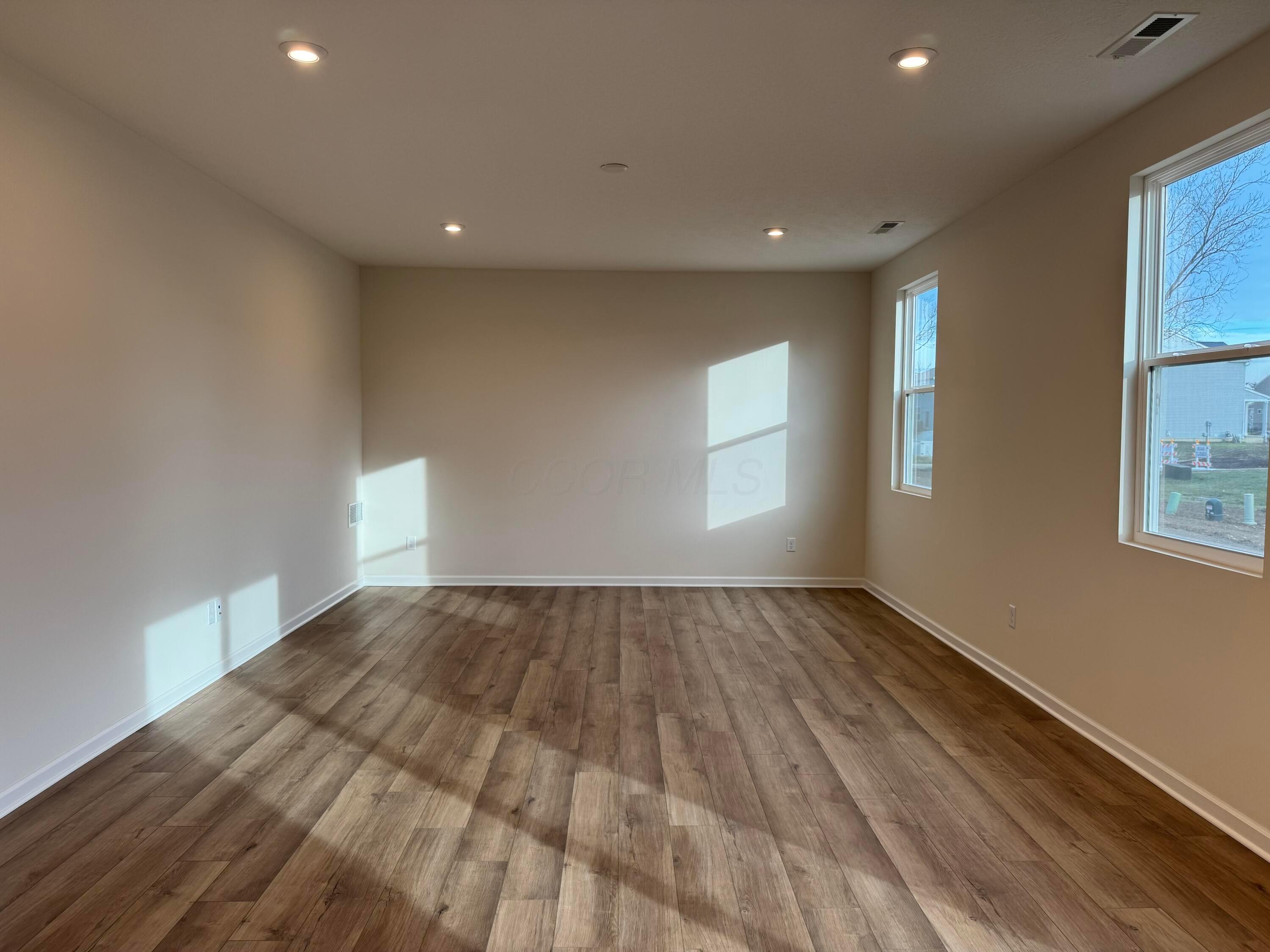 118 Reneau Avenue, Unit LOT 13 Galloway, OH 43119 - Photo 10 of 29 Great Room