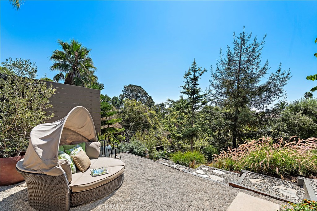 461 Shadow Lane Laguna Beach, CA 92651 - Photo 27 of 54 a house view with a garden space