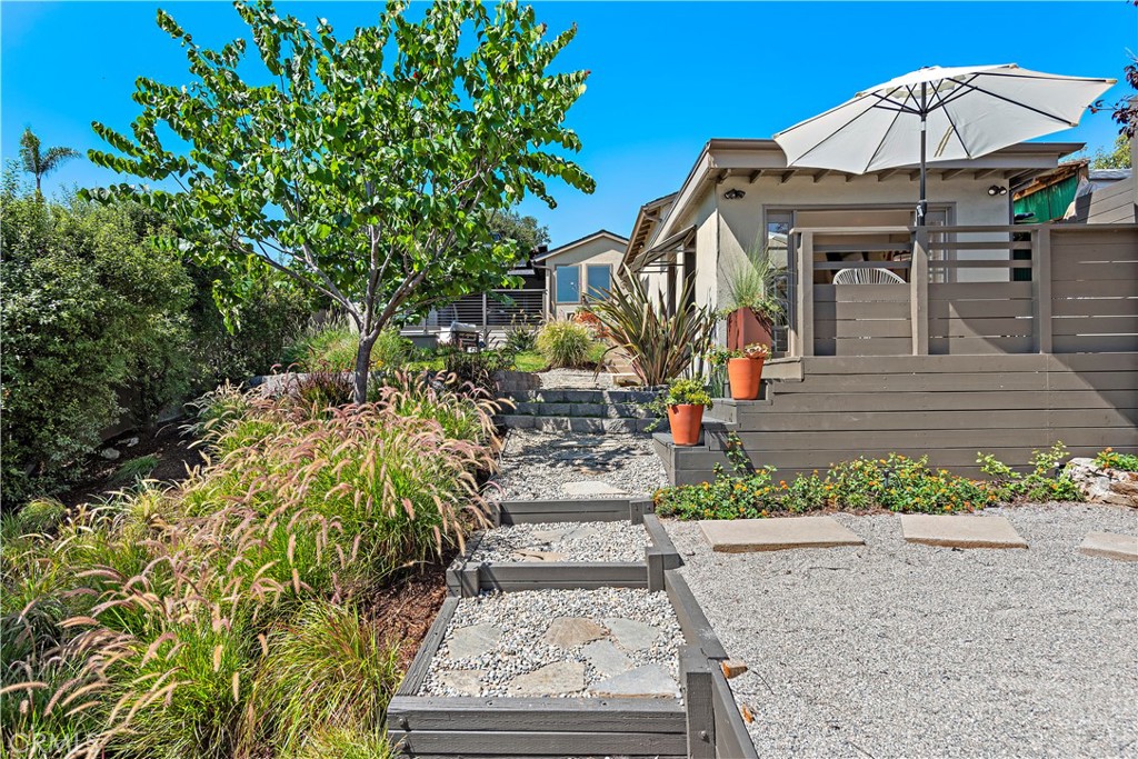 461 Shadow Lane Laguna Beach, CA 92651 - Photo 40 of 54 front view of a house with a bench