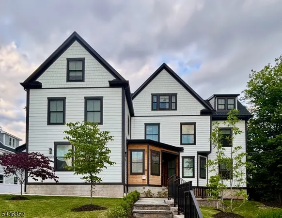 $7,800 | 48 Walnut Street, Unit 1, Montclair, NJ 07042