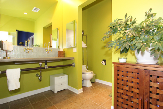 1910 South Indiana Avenue, Unit 321 Chicago, IL 60616 - Photo 15 of 25 a bathroom with a sink mirror vanity and toilet