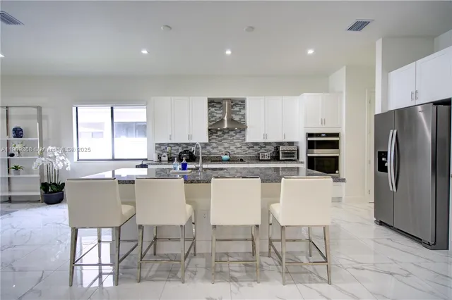 $6,700 | 4239 Southwest 176th Avenue, Unit 4239, Miramar, FL 33029