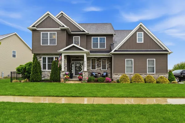 $770,000 | 2102 Pradera Trail, Chesterton, IN 46304