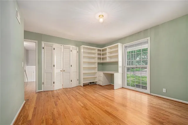 $499,000 | 9815 Overbrook Court, Leawood, KS 66206