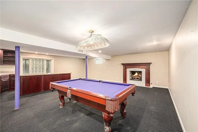 $499,000 | 9815 Overbrook Court, Leawood, KS 66206