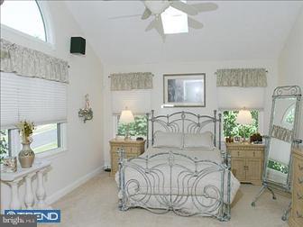 1601 Jill Road Willow Grove, PA 19090 - Photo 5 of 6 Bedroom - Main