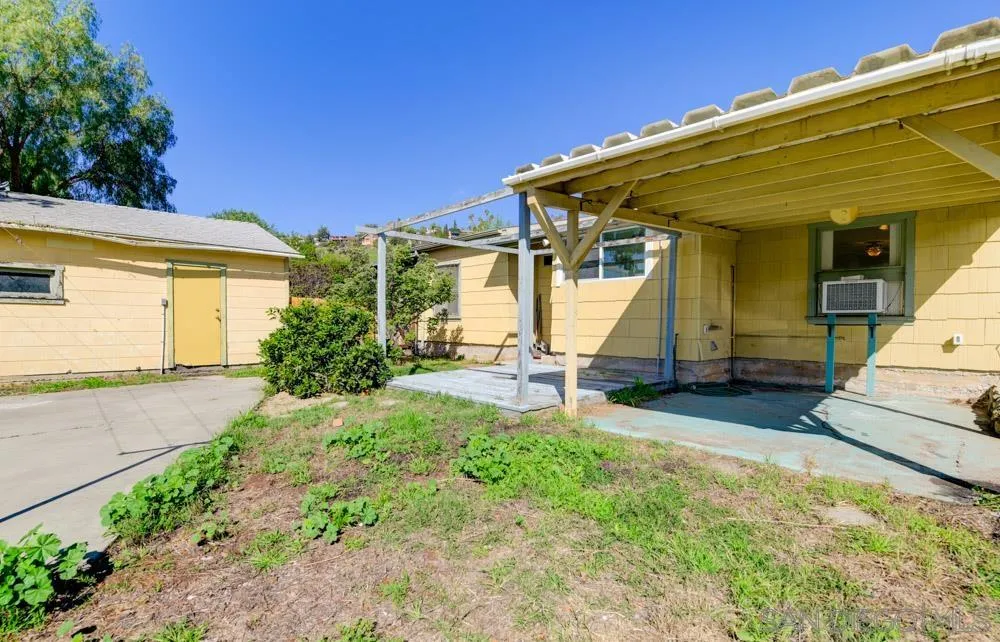 8941 Switzer Drive Spring Valley, CA 91977 - Photo 20 of 23