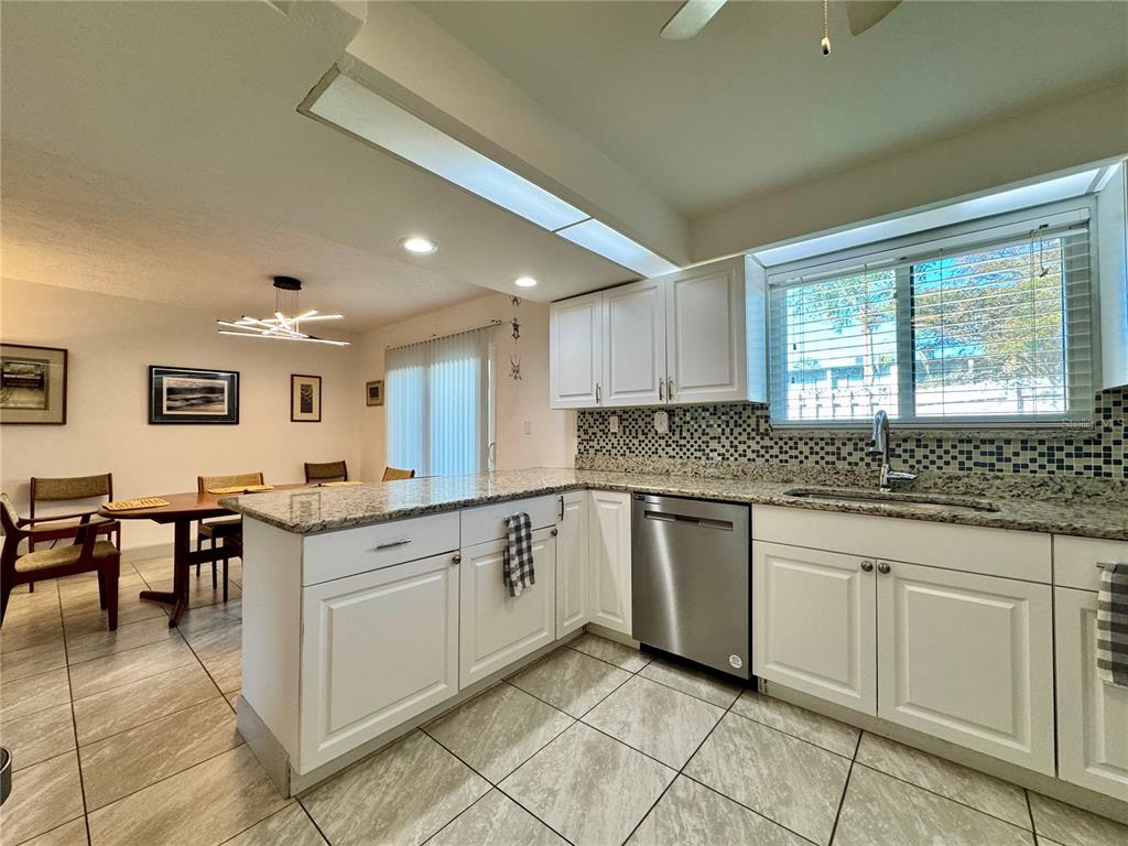 4001 South Beneva Road, Unit 417 Sarasota, FL 34233 - Photo 13 of 47