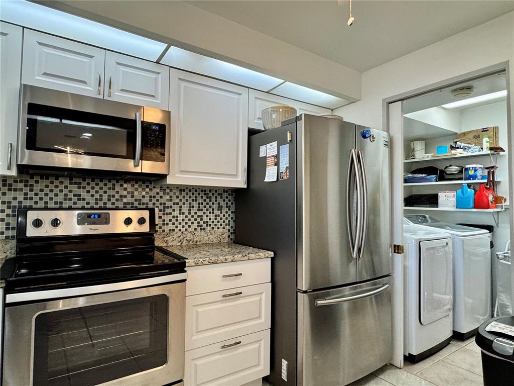 4001 South Beneva Road, Unit 417 Sarasota, FL 34233 - Photo 15 of 47