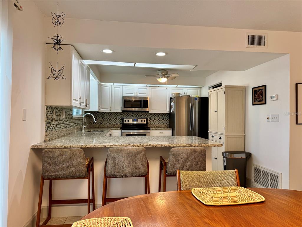 4001 South Beneva Road, Unit 417 Sarasota, FL 34233 - Photo 8 of 47