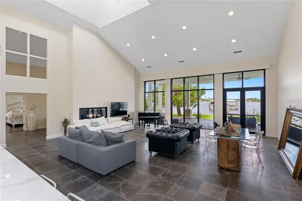 $2,500,000 | 200 John Anderson Drive, Ormond Beach, FL 32176