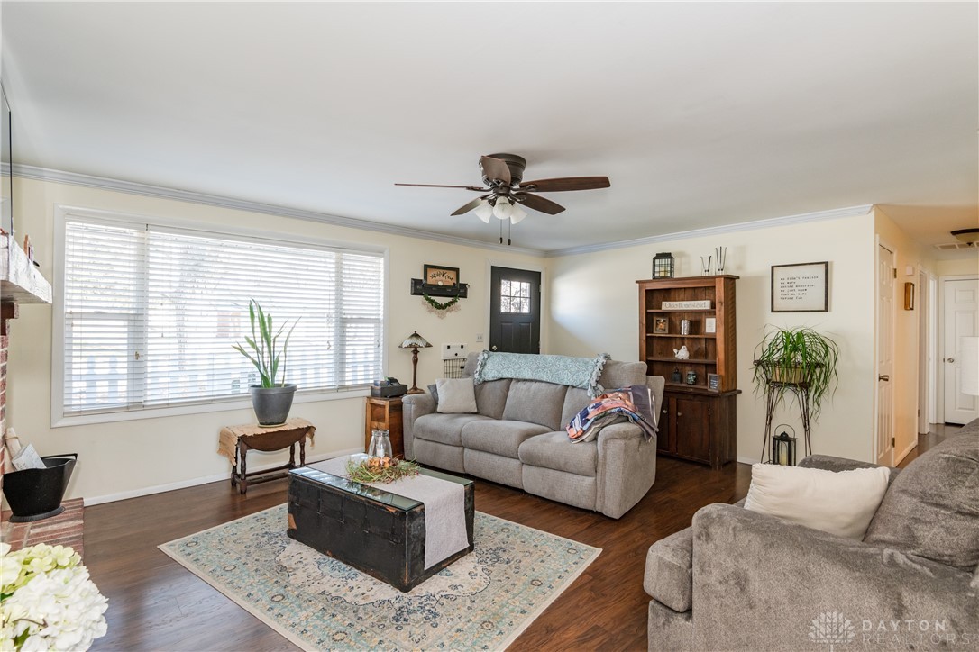 305 Tuxworth Road Centerville, OH 45458 - Photo 6 of 40