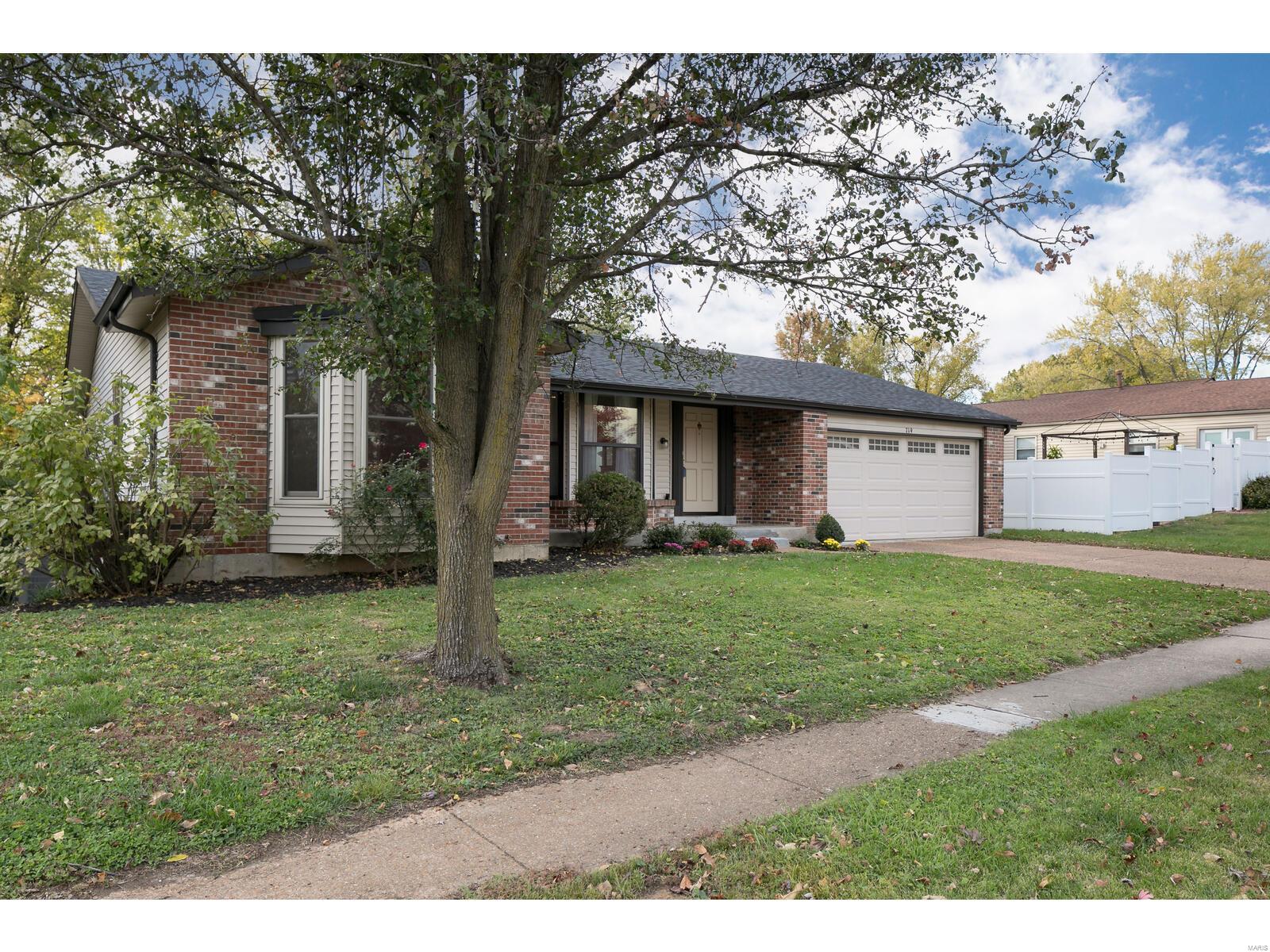 719 Wildview Lane Manchester, MO 63021 - Photo 2 of 26