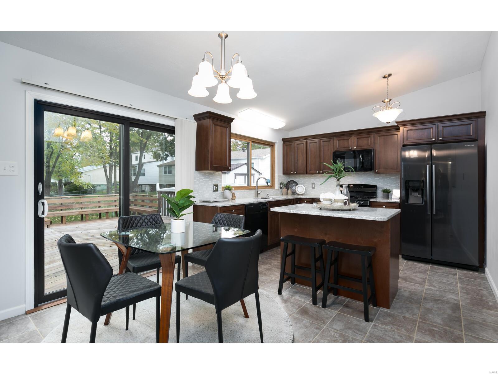 719 Wildview Lane Manchester, MO 63021 - Photo 10 of 26