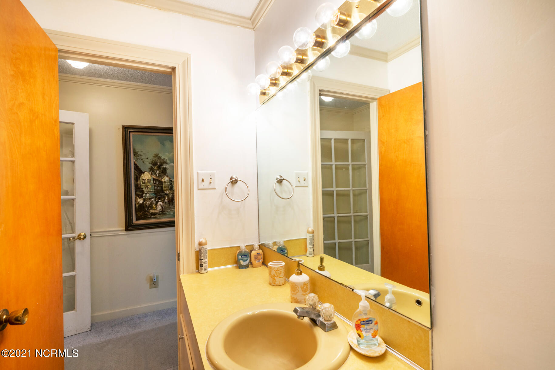 1375 Oakview Road Williamston, NC 27892 - Photo 27 of 51 1375-Oakview-CPS_3896-HDR