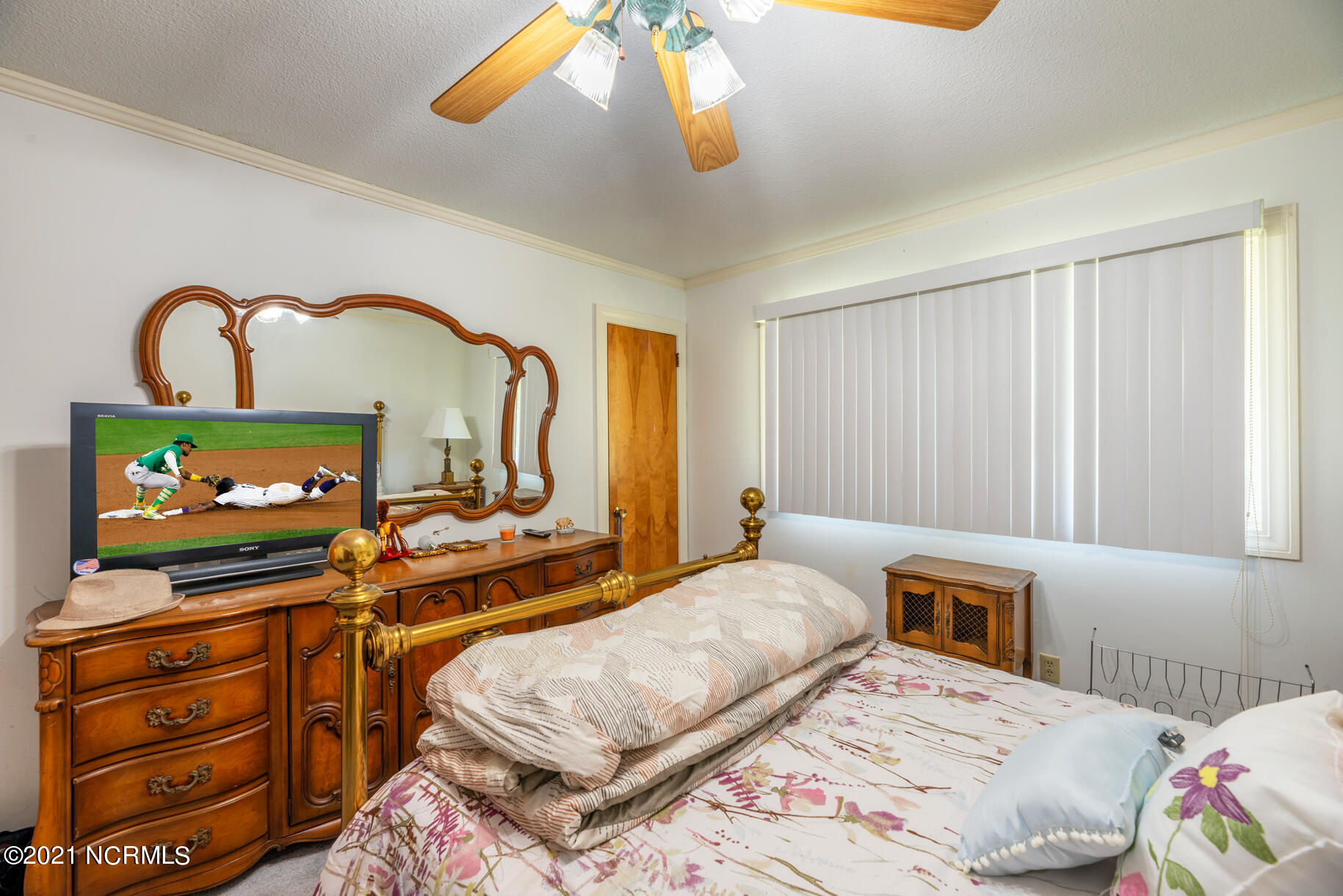 1375 Oakview Road Williamston, NC 27892 - Photo 36 of 51 1375-Oakview-CPS_3923-HDR