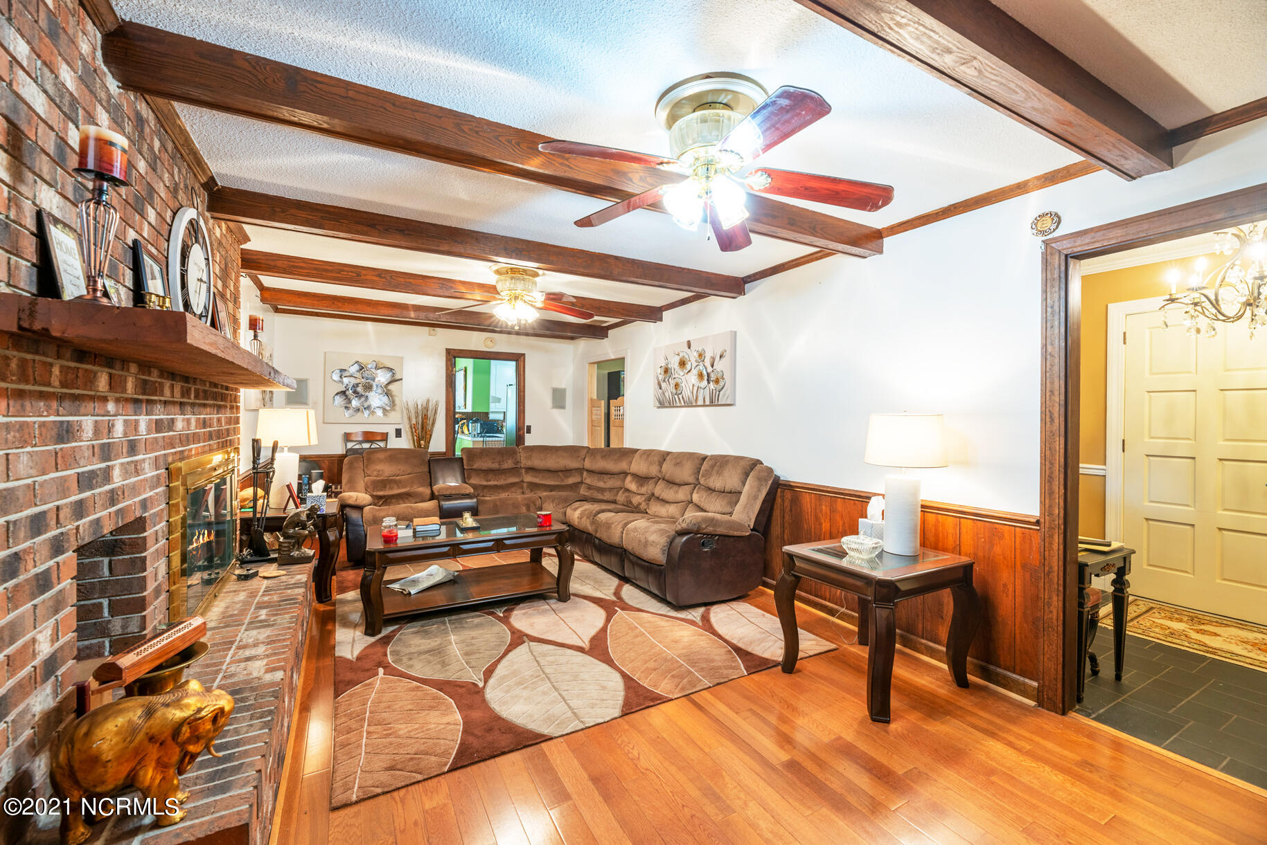 1375 Oakview Road Williamston, NC 27892 - Photo 7 of 51 1375-Oakview-CPS_3833-HDR