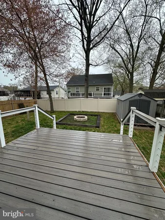 $2,750 | 932 12th Street, Pasadena, MD 21122