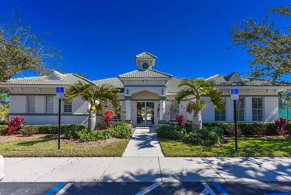 $689,000 | 4480 Northwest Oakleaf Court, Jensen Beach, FL 34957