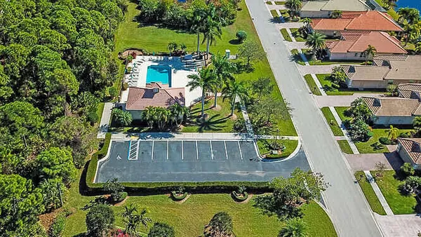$689,000 | 4480 Northwest Oakleaf Court, Jensen Beach, FL 34957