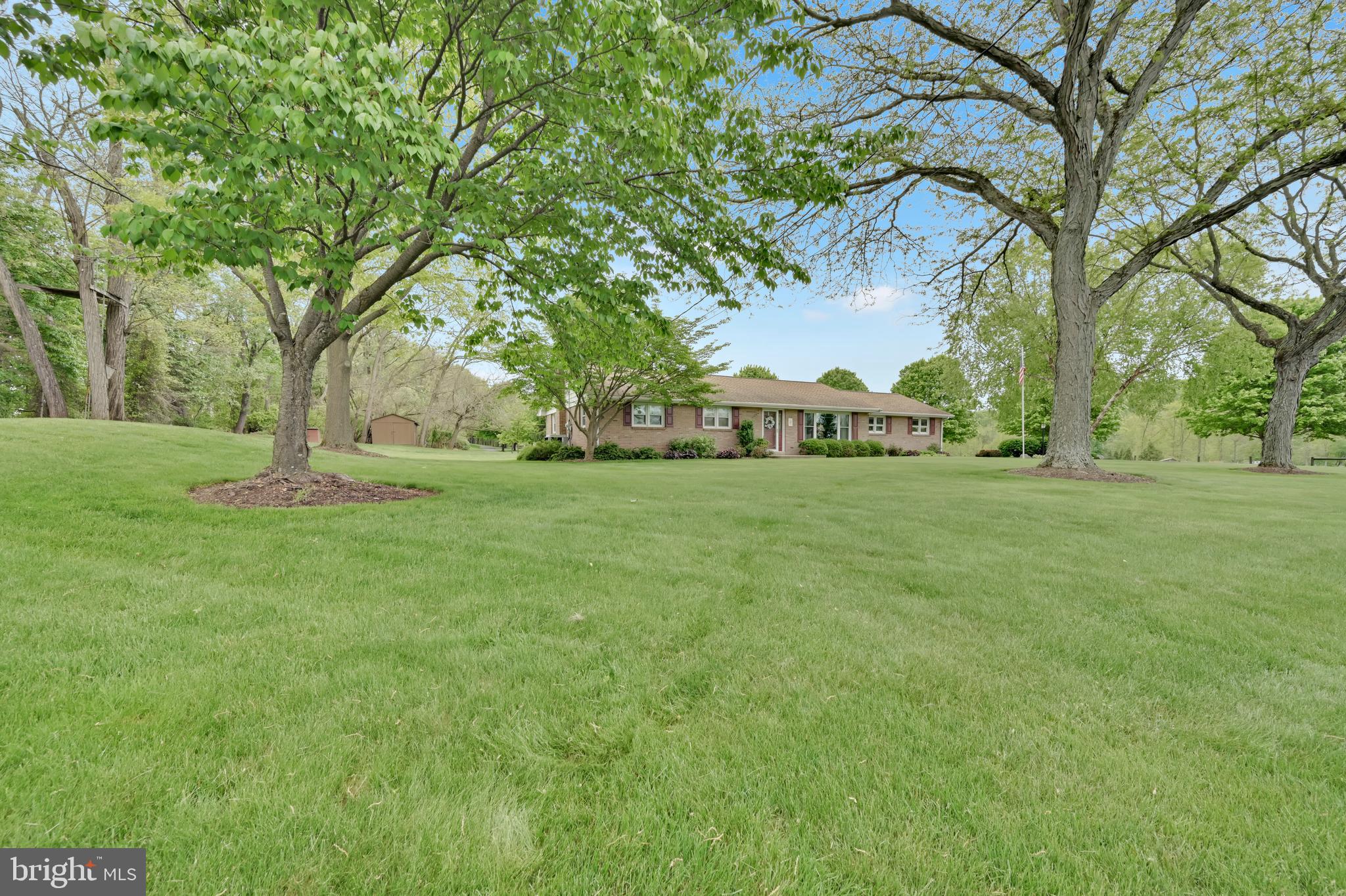 450 Galen Hall Road Reinholds, PA 17569 - Photo 6 of 39