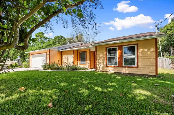 $449,000 | 5403 Palm Drive, Fort Pierce, FL 34982